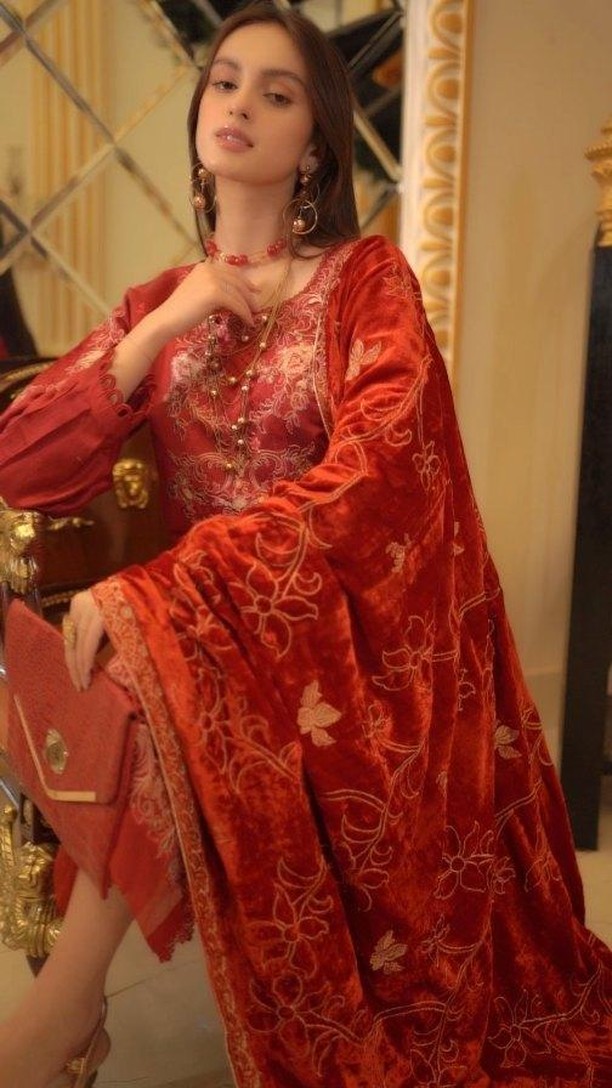 Pakistani Designer Ready to Wear Dresses